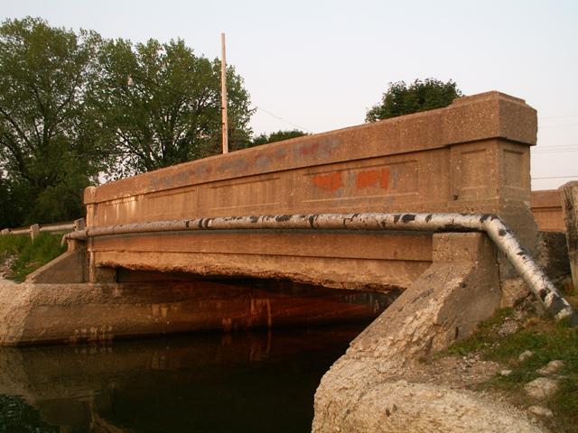 Pointe Drive Bridge