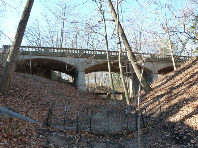 Lake-Woodbine Bridge