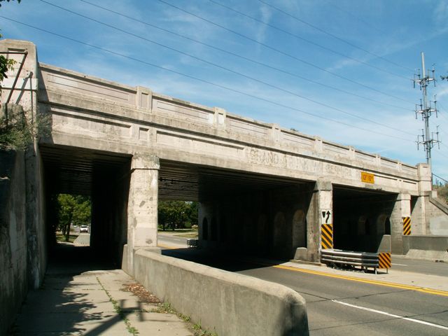 13 Mile Road Railroad Overpass