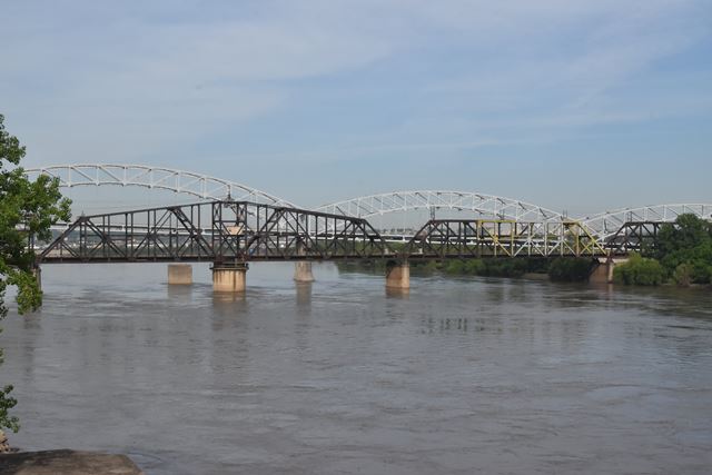 Hannibal Bridge