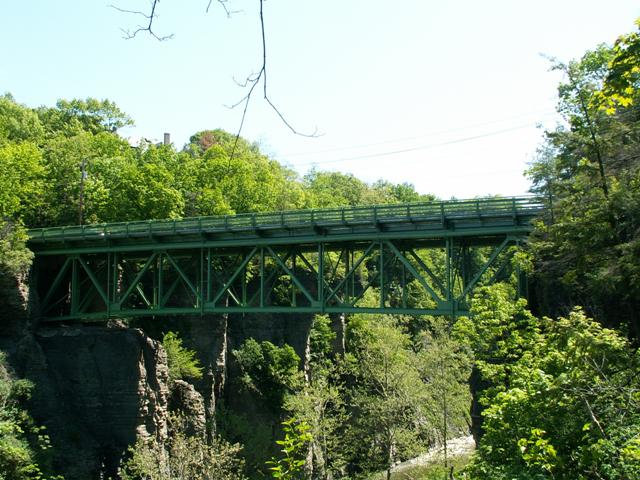 Stewart Avenue Bridge
