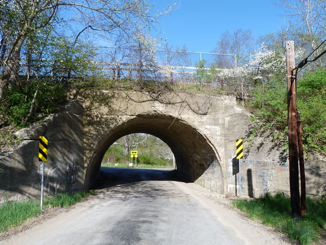 Southview Road Railroad Overpass