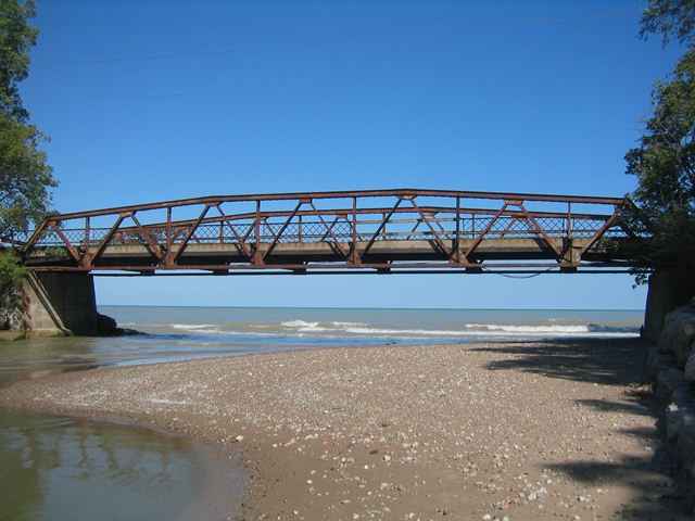 Old Lakeshore Road Bridge