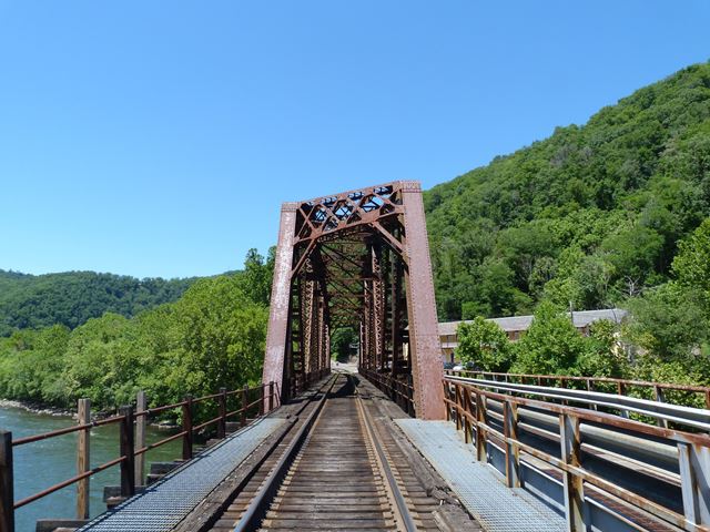 Thurmond Bridge