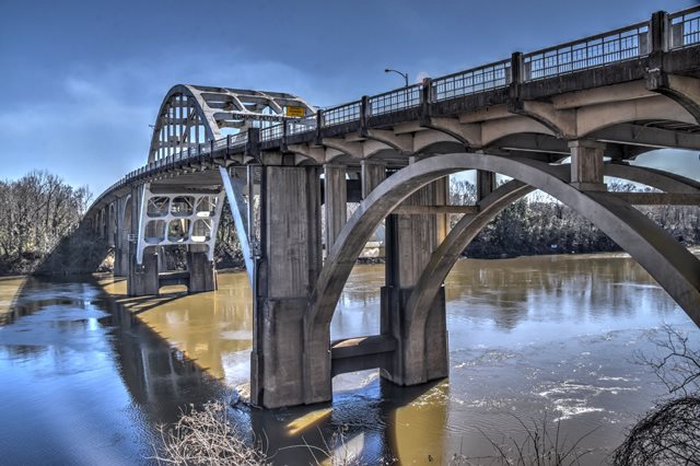 Edmund Pettus Bridge