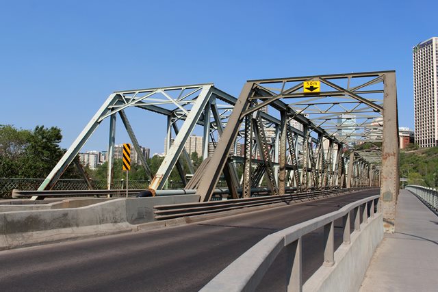 Low Level Bridge