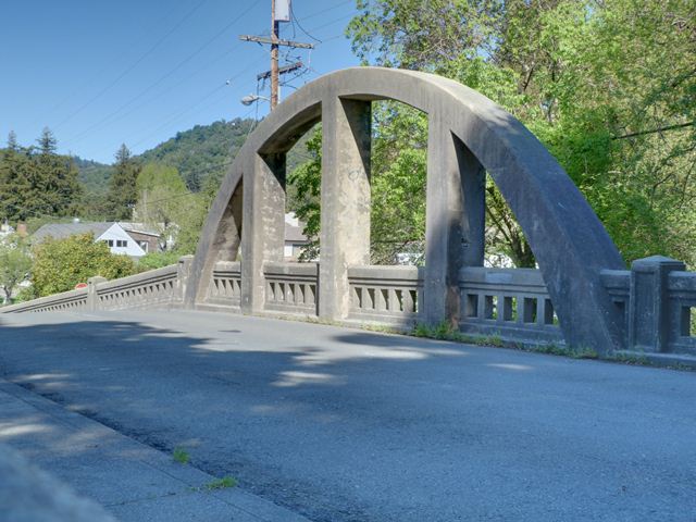 Alexander Avenue Bridge