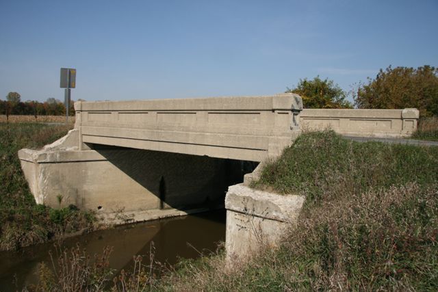 Fergus Road Fairchild Creek Bridge