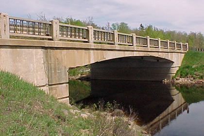MDOT Historic Bridge M-28 / Sand River