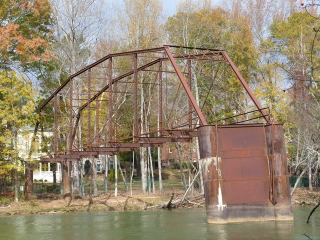 Jones Bridge