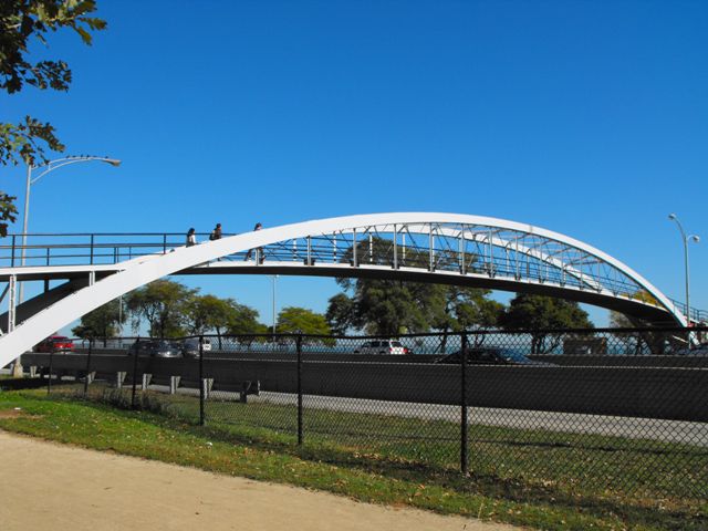 modern pedestrian bridges