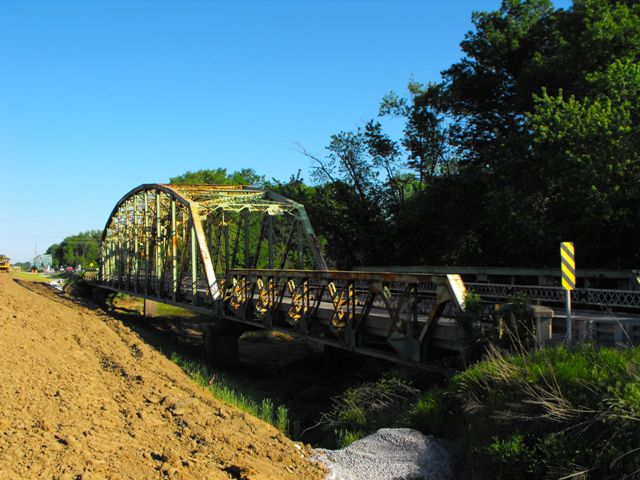 Maucks Pond Bridge