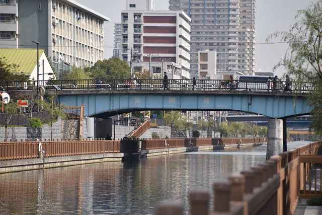 進開橋 (Shinkai Bridge) (しんかいばし)