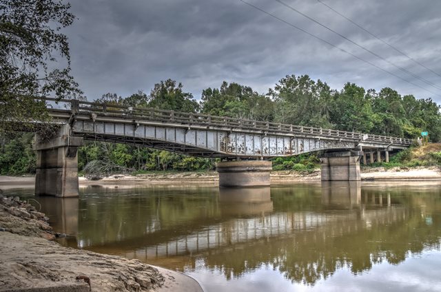Deweyville Bridge