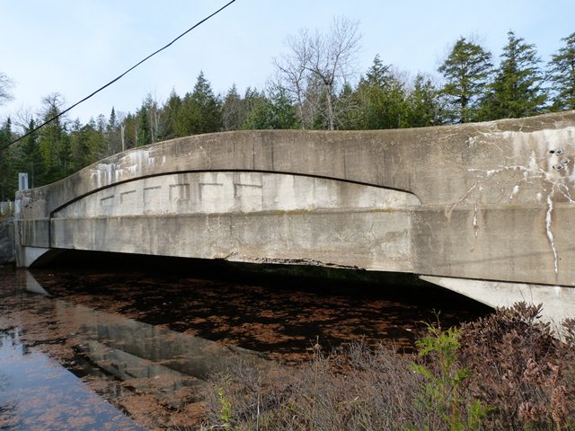 10 Curves Road Bridge