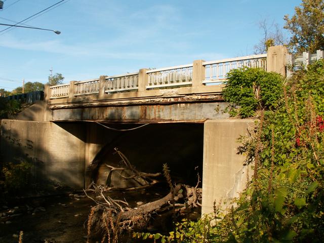 Division Avenue Bridge