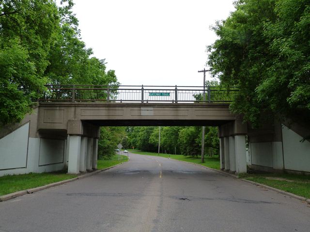 Wheelock Parkway Bridge