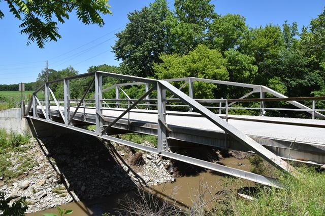 Bee Creek Boulevard Bridge