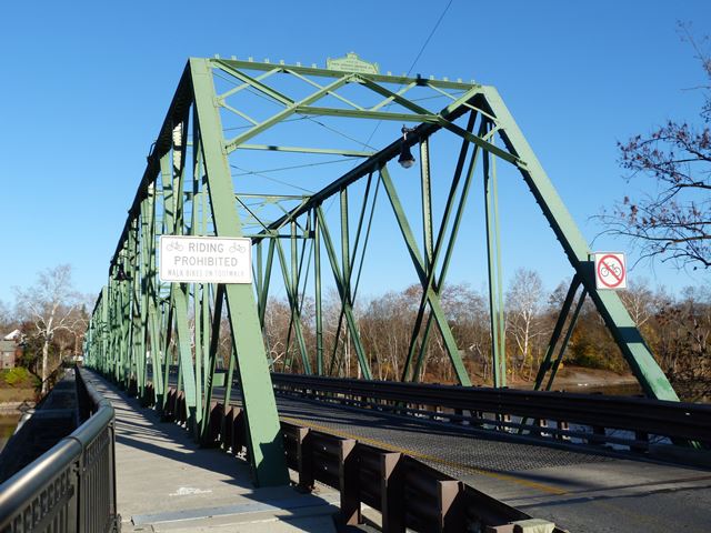 Riverton-Belvidere Bridge