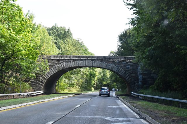 Clarkstown Road Bridge
