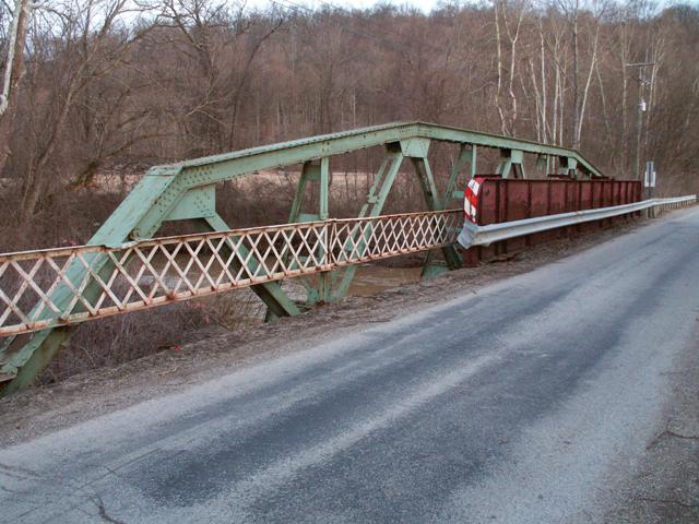 Wakefield Mound Road Bridge