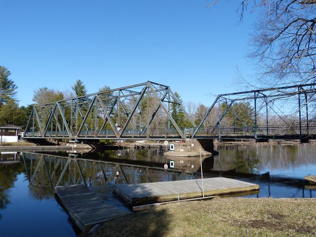 Hamlet Bridge