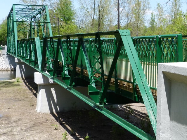 Meadowlily Road Bridge