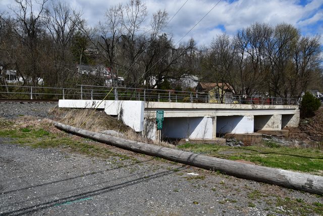 Hay Creek Railroad Bridge