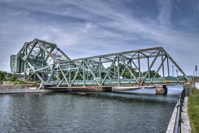 Pont Gauron (Gauron Bridge)