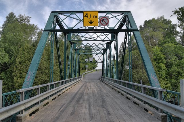 Pont des Lefebvre (Lefebvre Bridge)