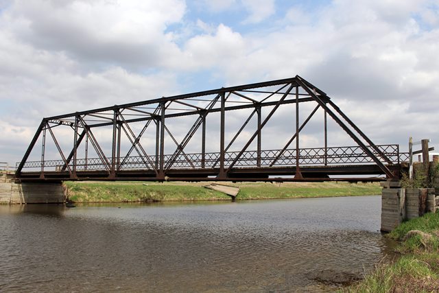 Moose Jaw River Bridge