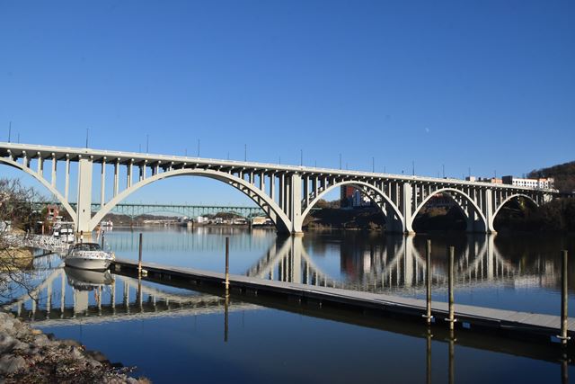 Henley Bridge