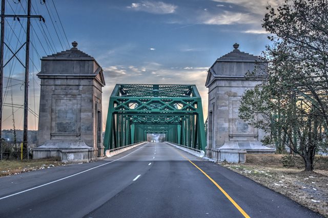 Old Hickory Bridge