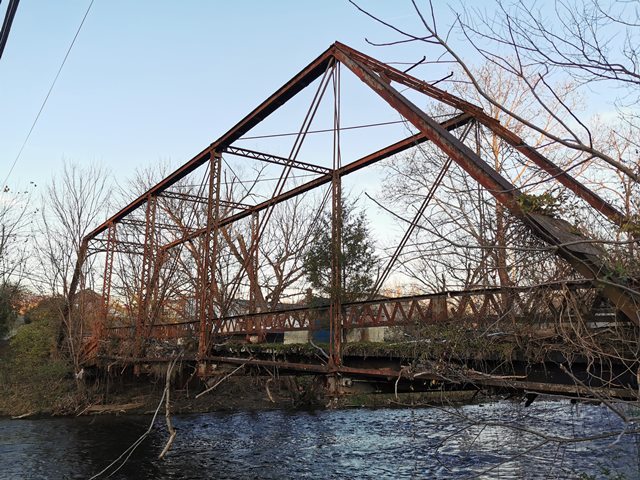 Thomas Bridge