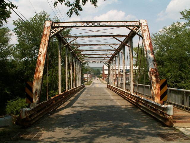 Perry Street Bridge