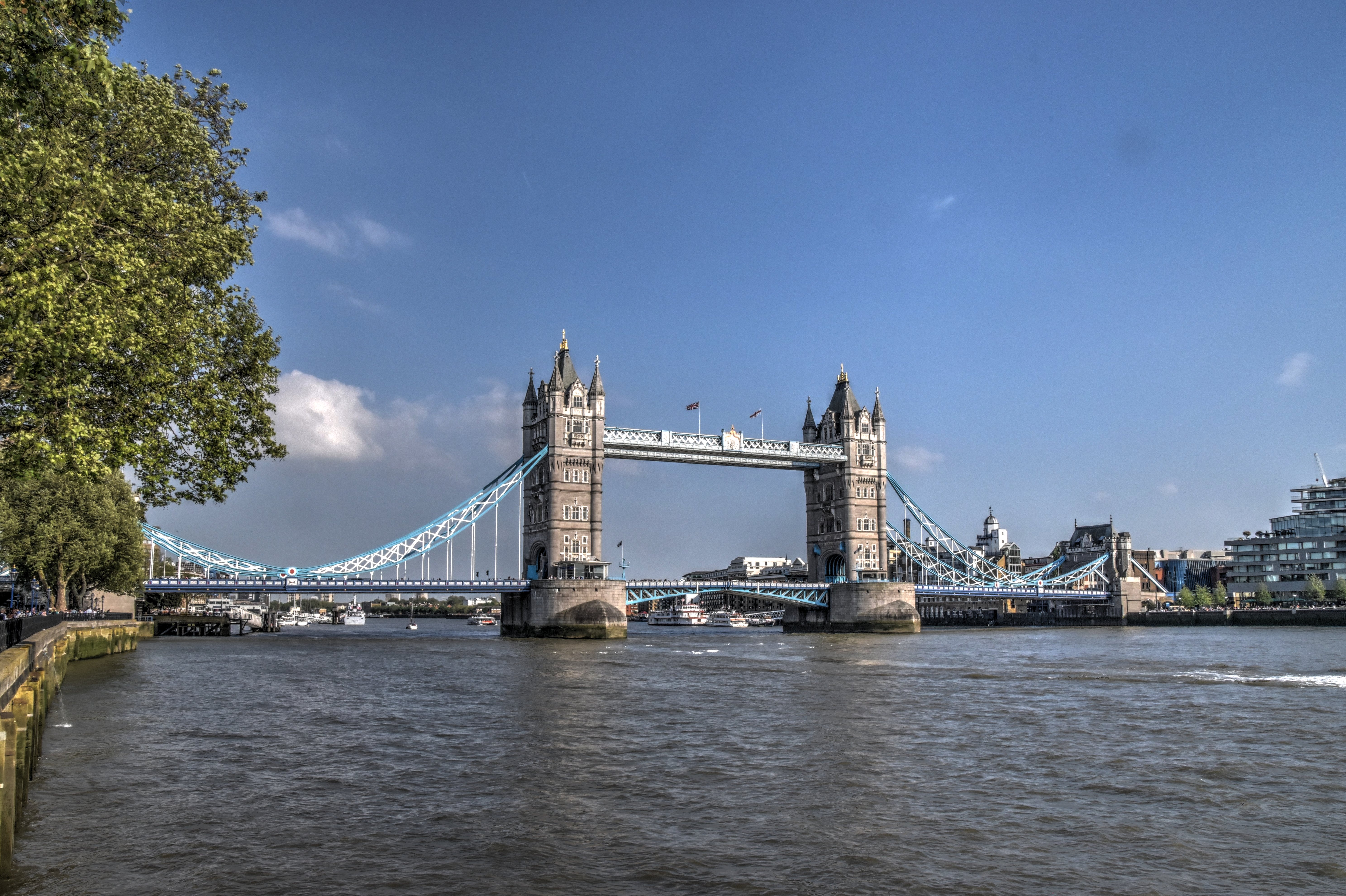 HistoricBridges.org - Tower Bridge Photo Gallery