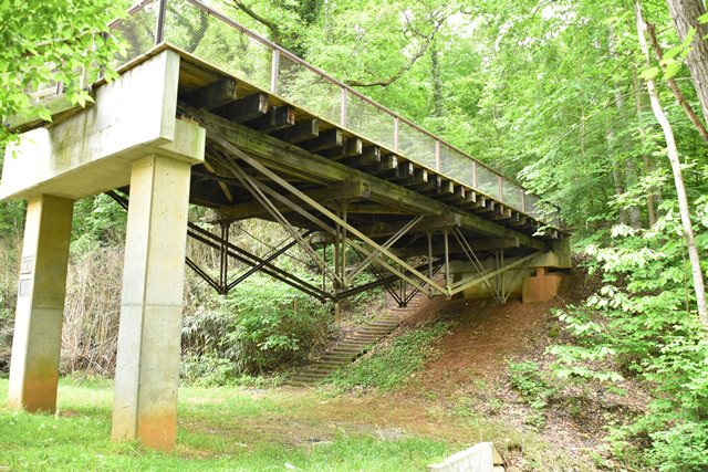 Fink Deck Truss Bridge