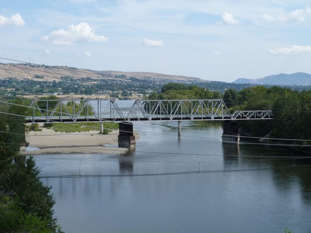 Wenatchee River Railroad Bridge