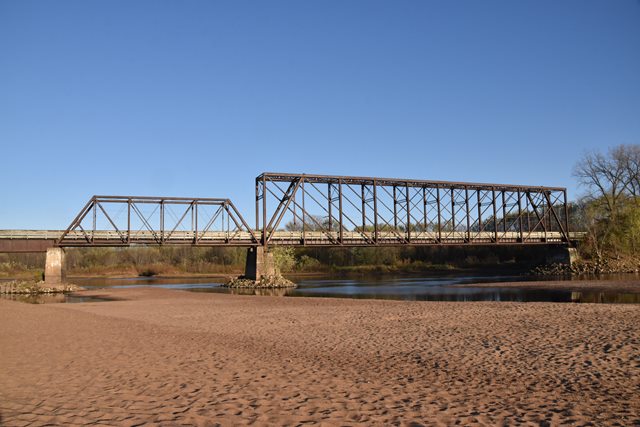 Dunnville Bottoms Railroad Bridge