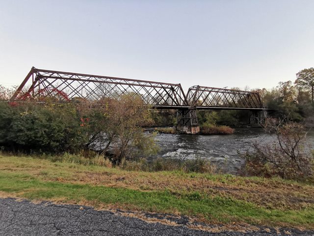 Red Cedar River Railroad Bridge