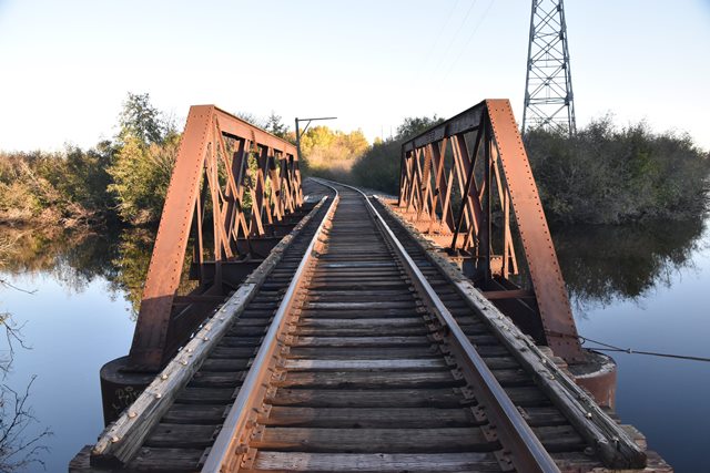 Barker-Stewart Island Railroad Bridge South